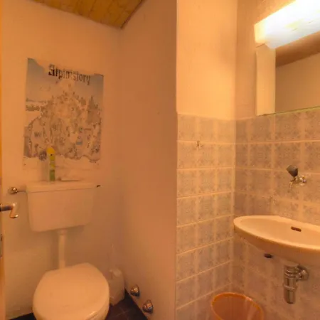 Orion 405 Au Centre A Vue Sur Les Alpes אנזיר